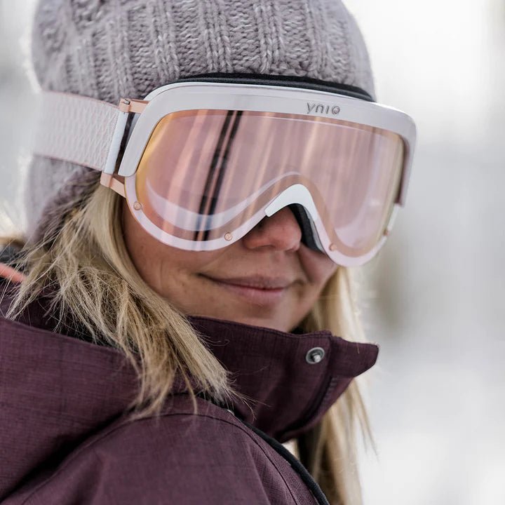 Load image into Gallery viewer, Yniq One The Pearl Goggles - FULLSEND SKI AND OUTDOOR
